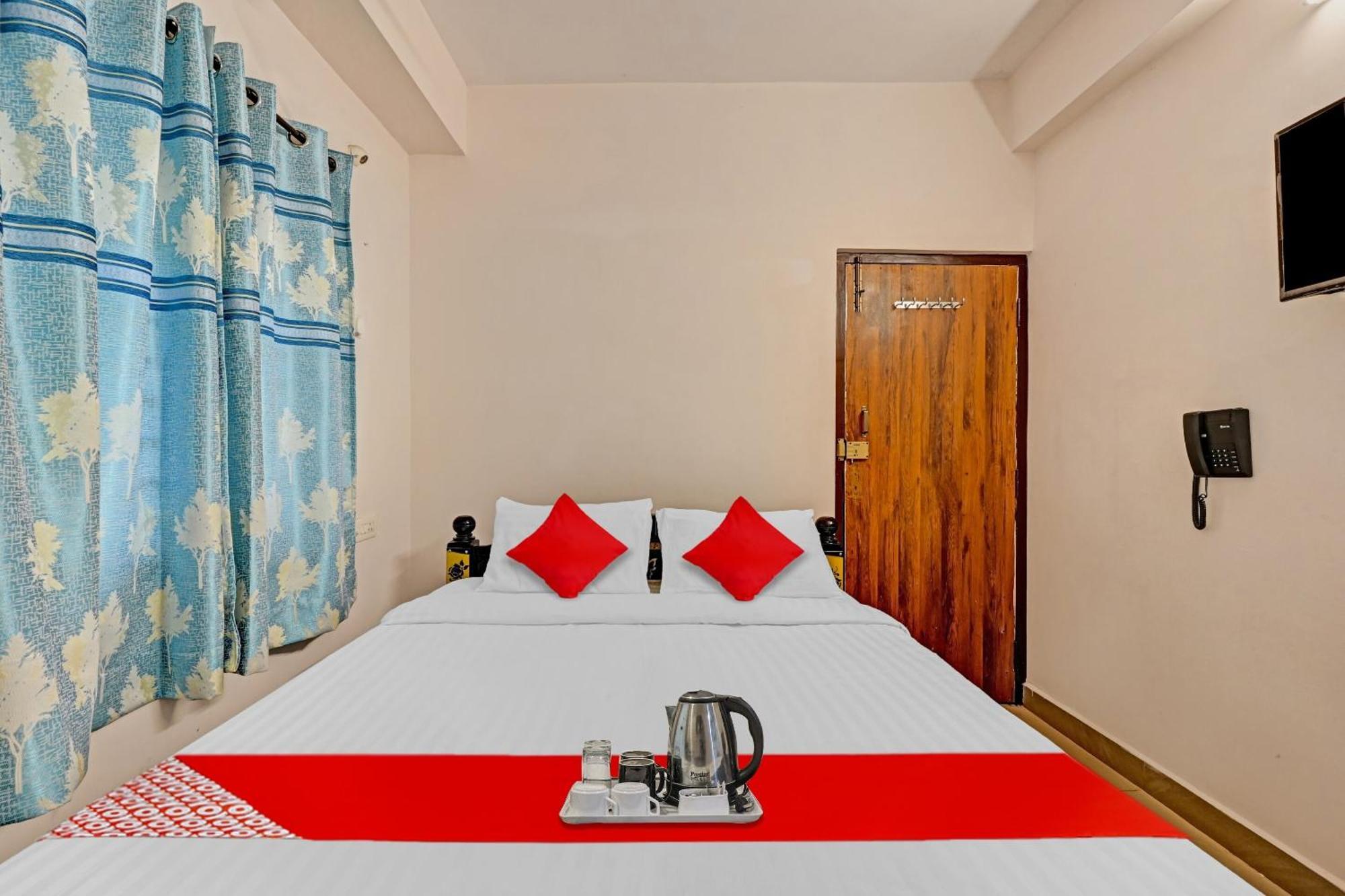 Hotel O Coastal Inn Luxury Service Apartments Kākināda 外观 照片